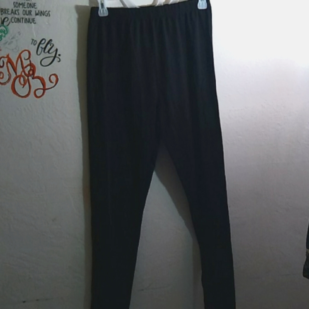 Pretty little thing leggings
